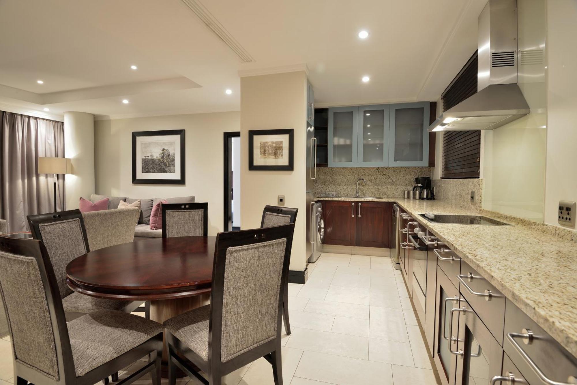 Raphael Suites Johannesburg Exterior photo