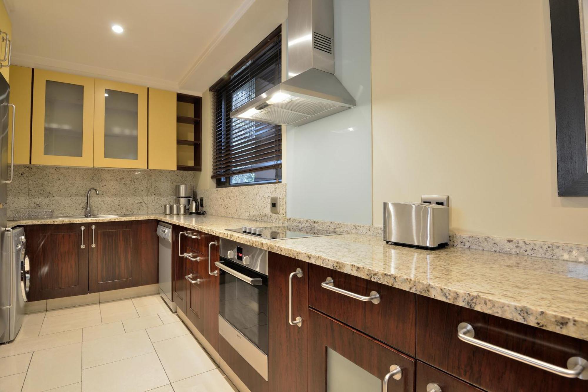 Raphael Suites Johannesburg Exterior photo