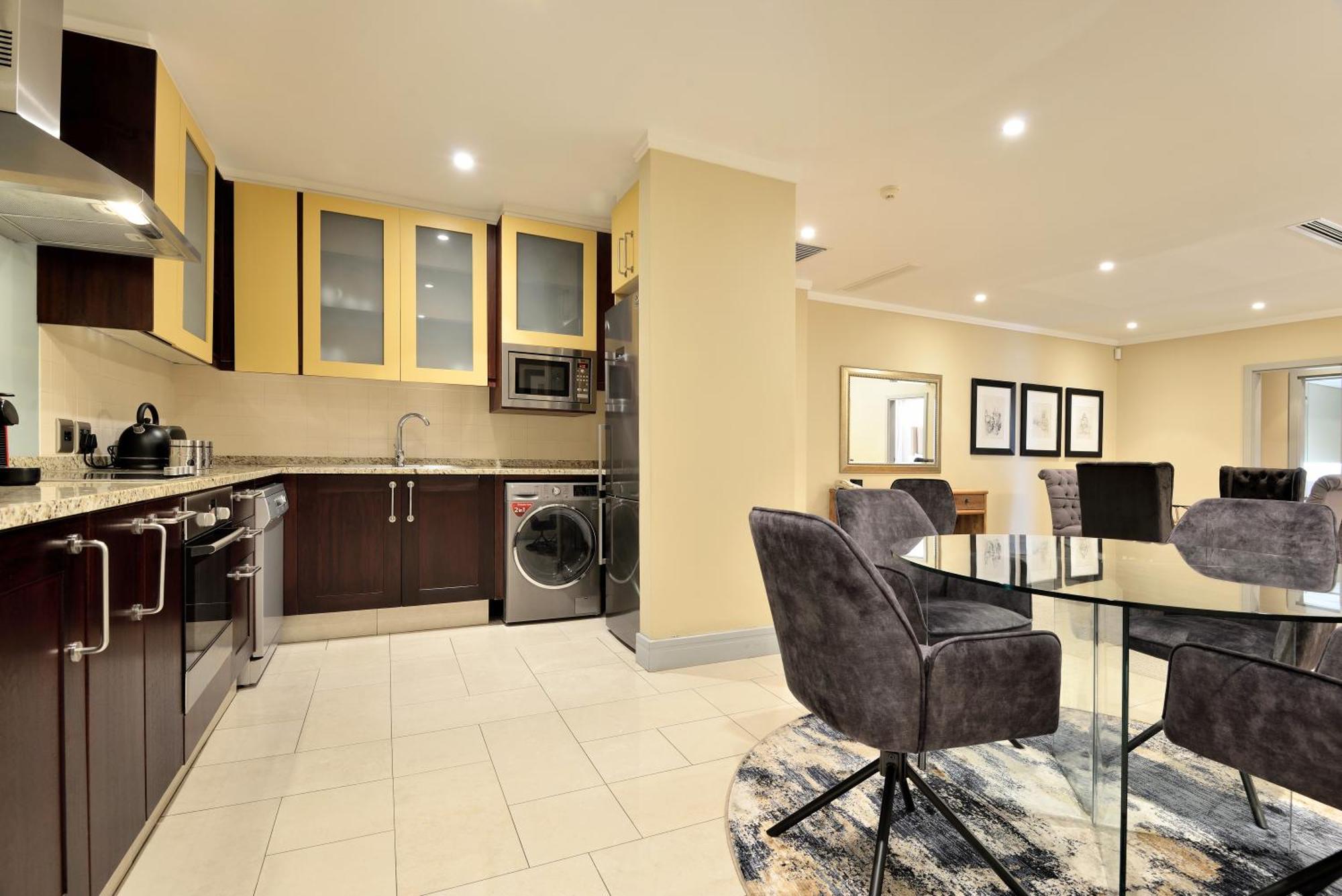 Raphael Suites Johannesburg Exterior photo